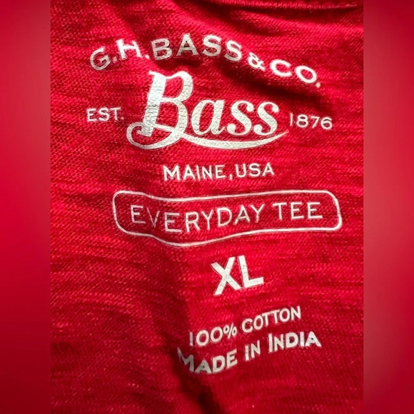 G.H. Bass & Co. | ladies Stars & Stripes Everyday tee. Size: XL - Picture 3 of 8